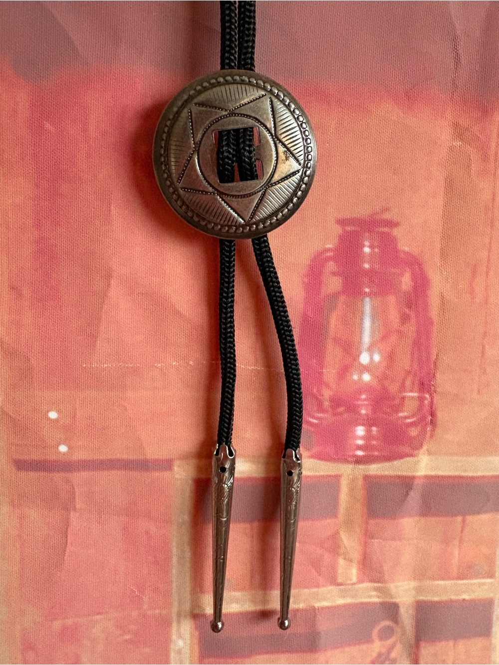 Vintage Western Star Concho Bolo Tie ⭐🤠